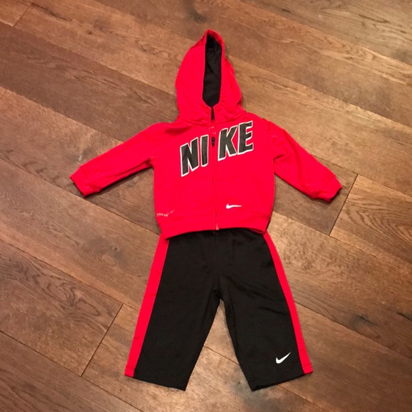 baby boy nike sweatsuit
